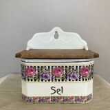 Earthenware salt cellar with rose decoration, made in Czechoslovakia, early 20th century