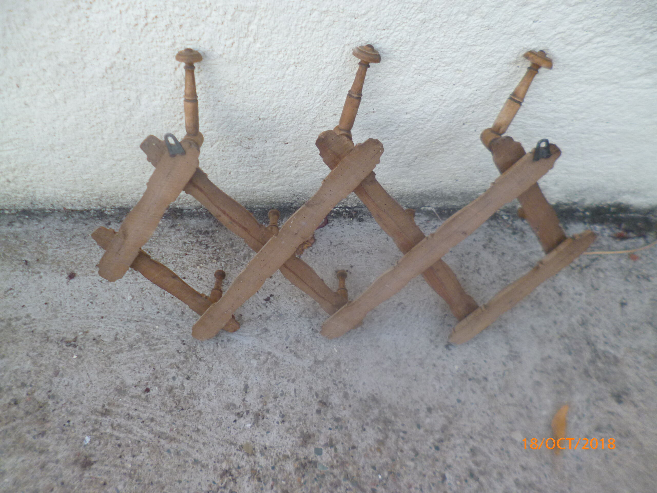 Patère porte manteau bois imitation bambou accordéon 1900