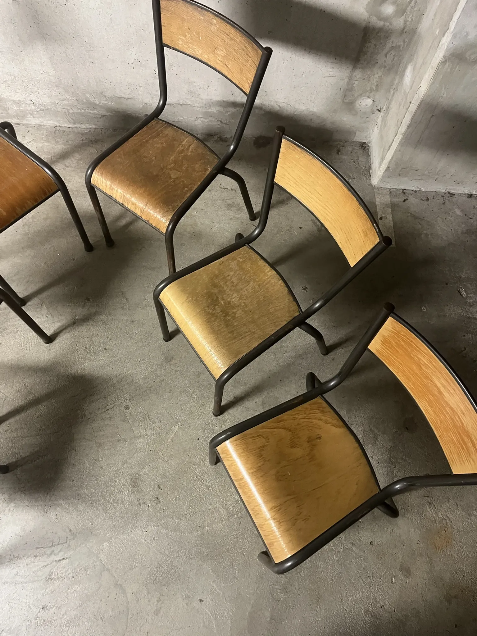 Set of 6 school chairs