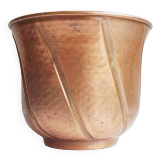 Flower pot