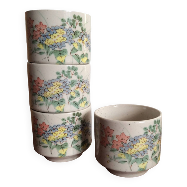 4 tasses à café