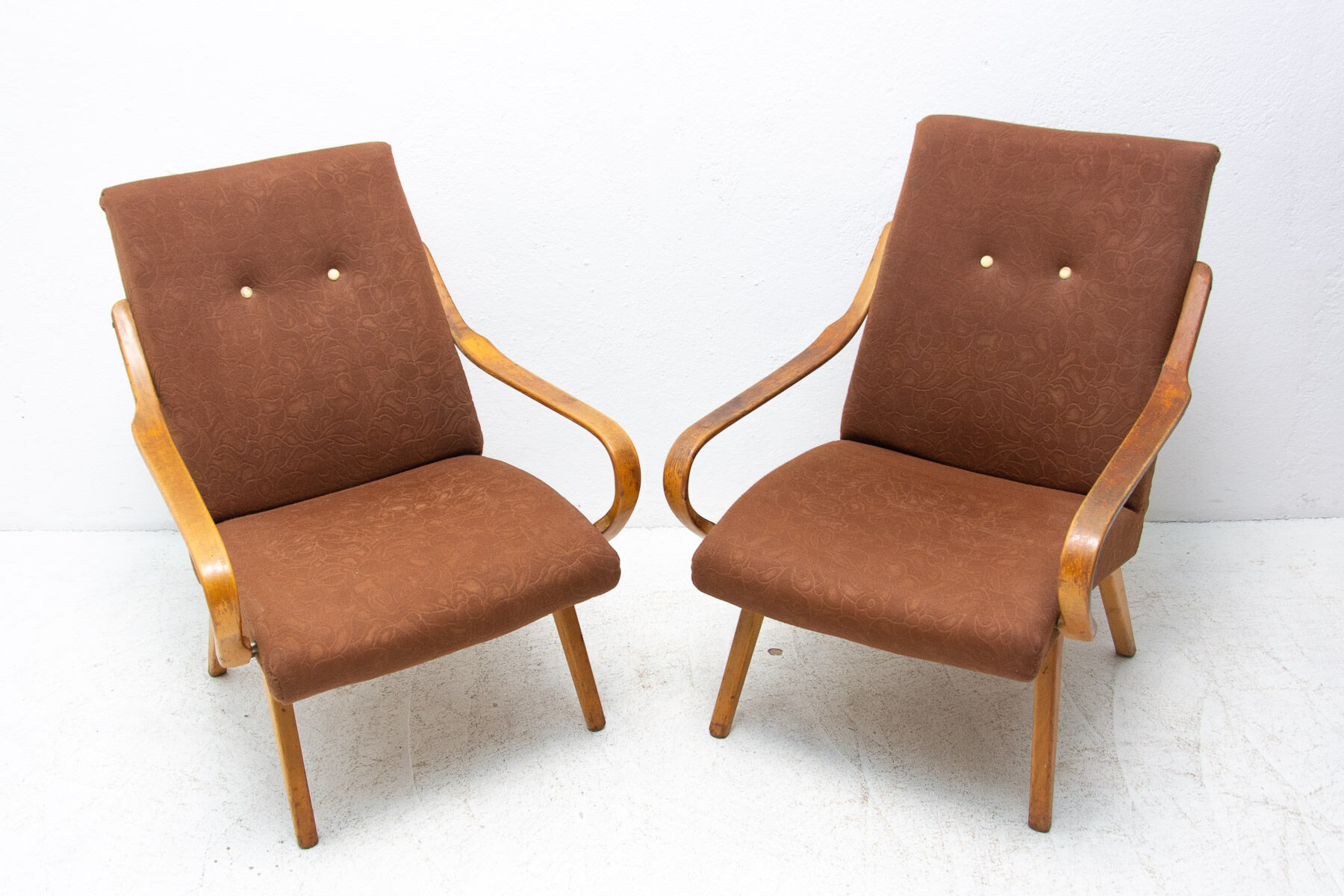 Pair of midcentury armchairs by jaroslav šmídek for jitona, 1960´s