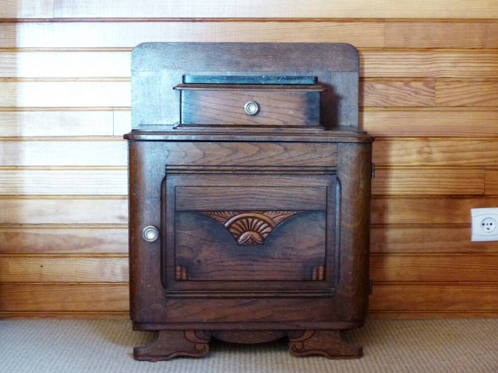 Art Deco bedside table