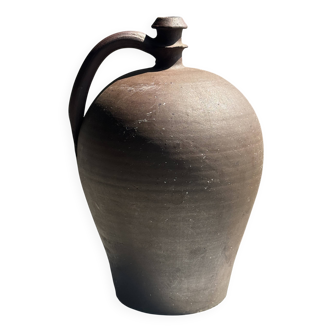 Large brown vinegar jar with handle H36