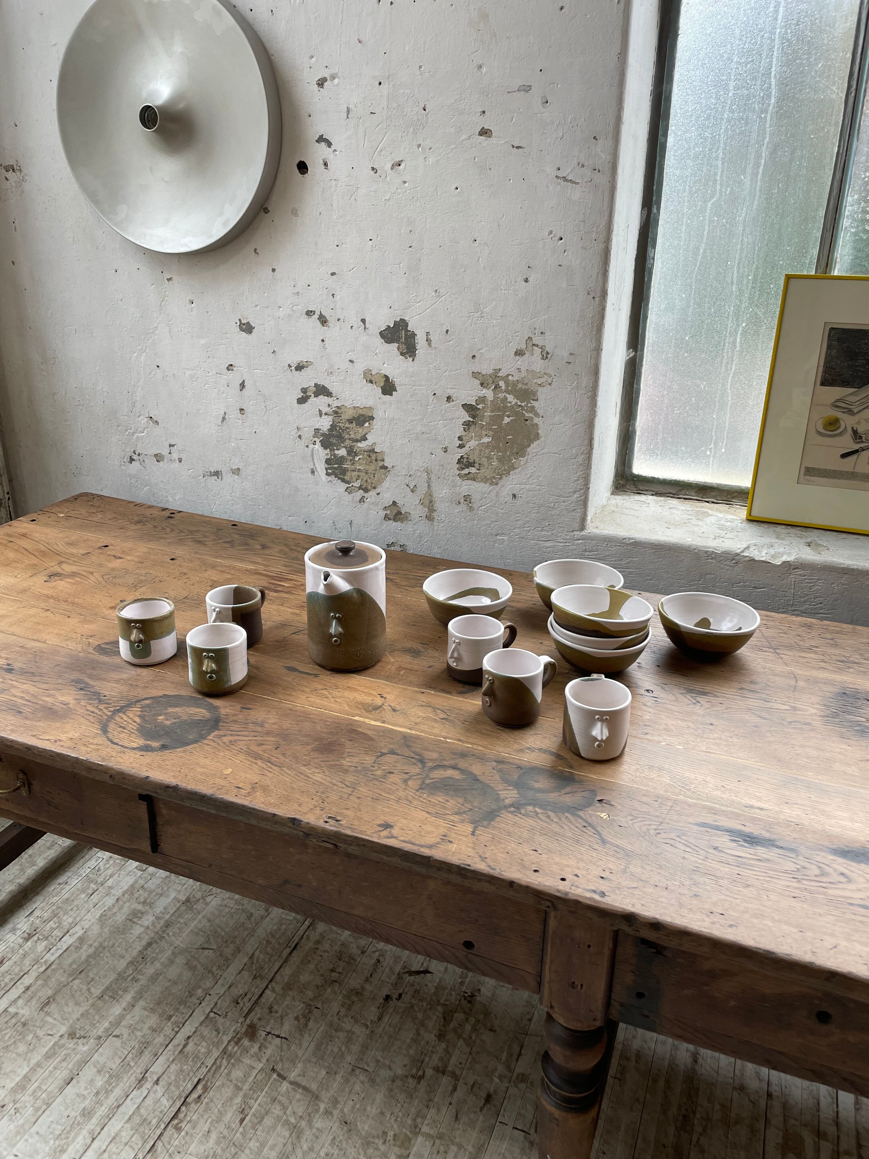 Anthropomorphic ceramic teapot, cups and bowl set