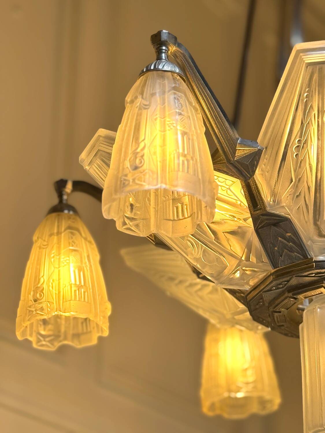 Art Deco Gilles Chandelier