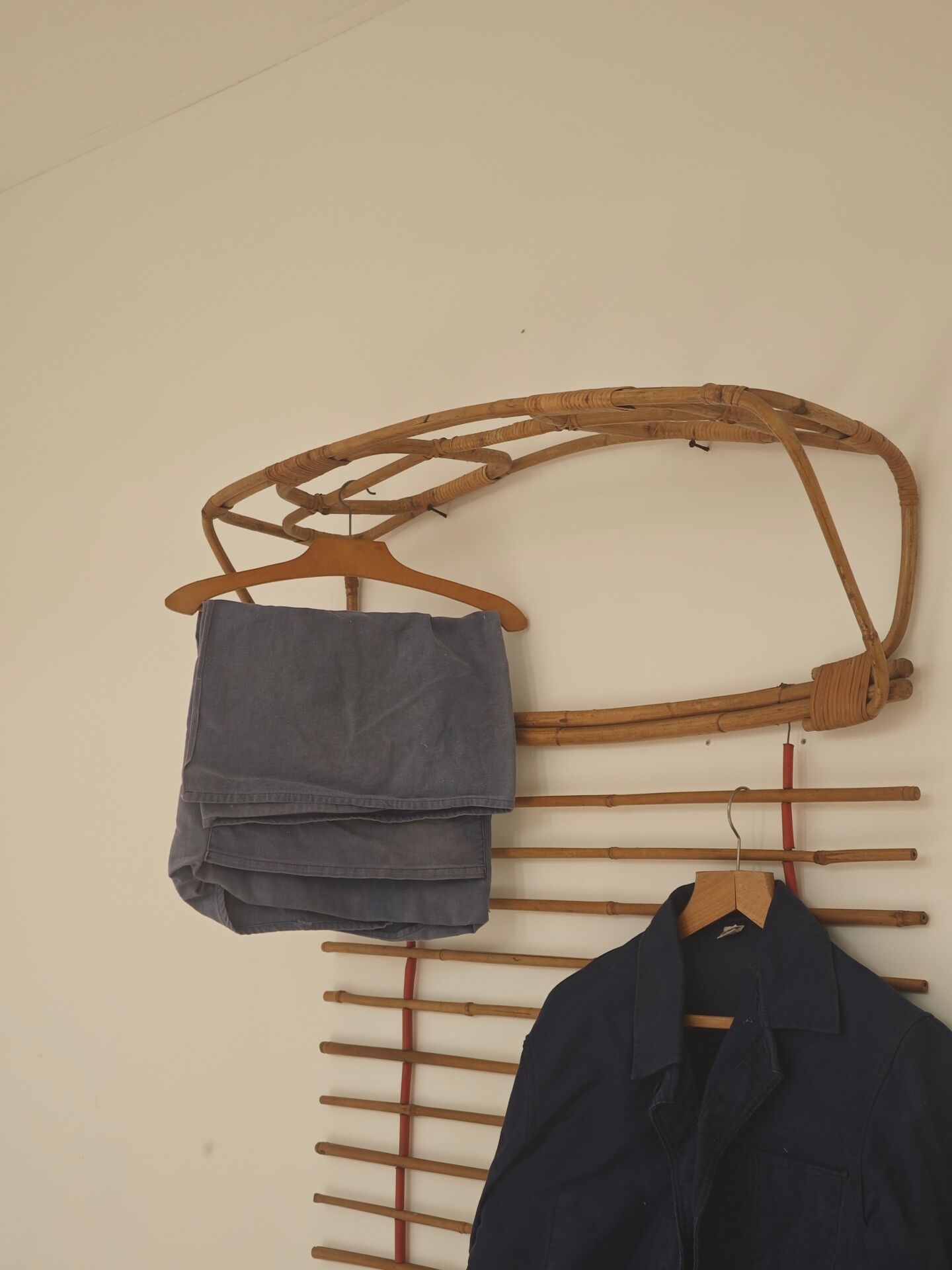 Wall-mounted coat rack in rattan, Czechoslovakia 1960