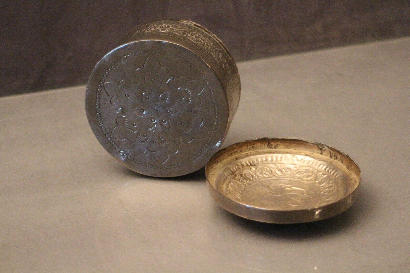 Silver metal box elephant decoration Cambodia Indochina early twentieth century