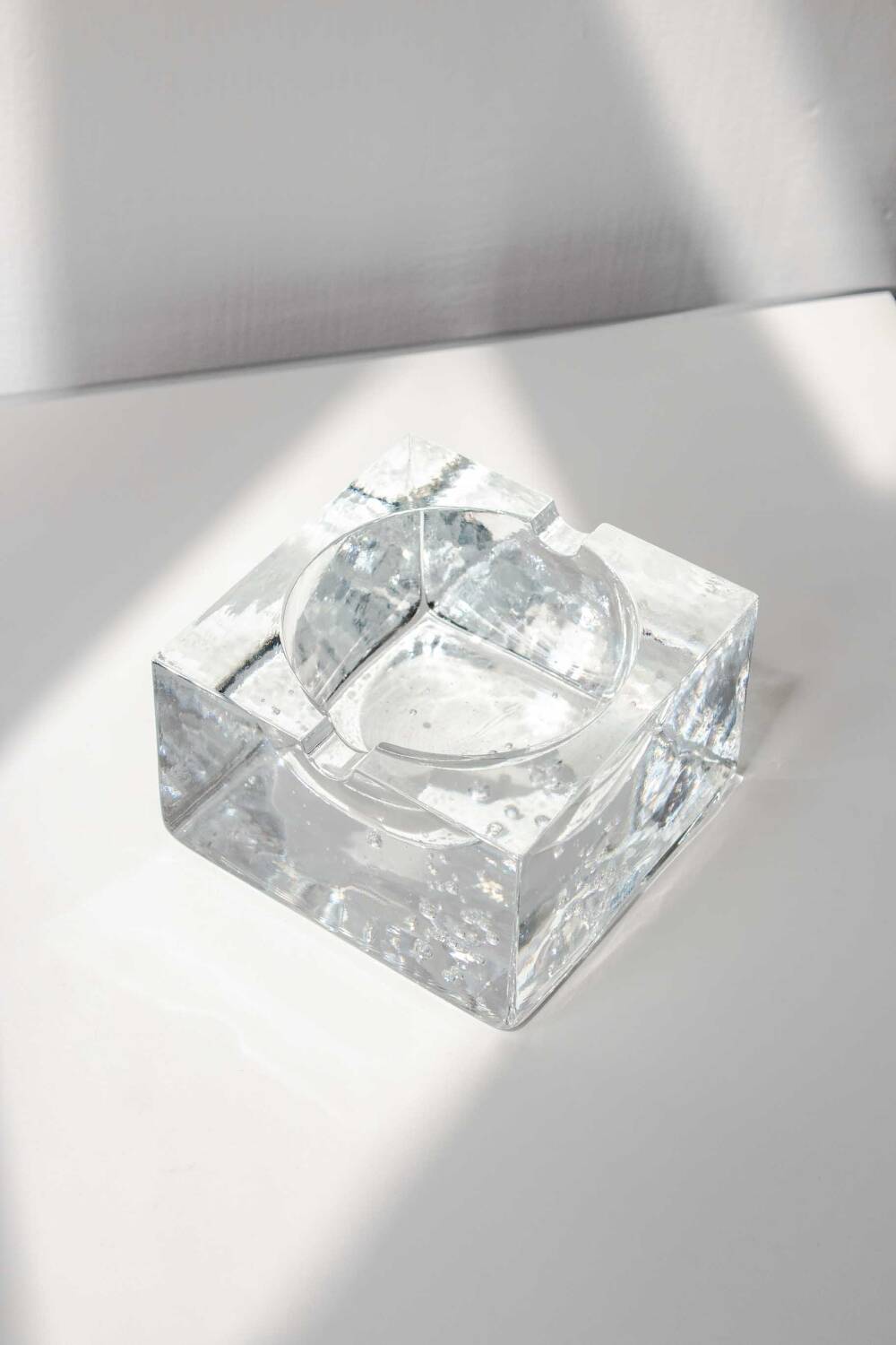 Cendrier en verre soufflé à bulles par Nybro Sweden