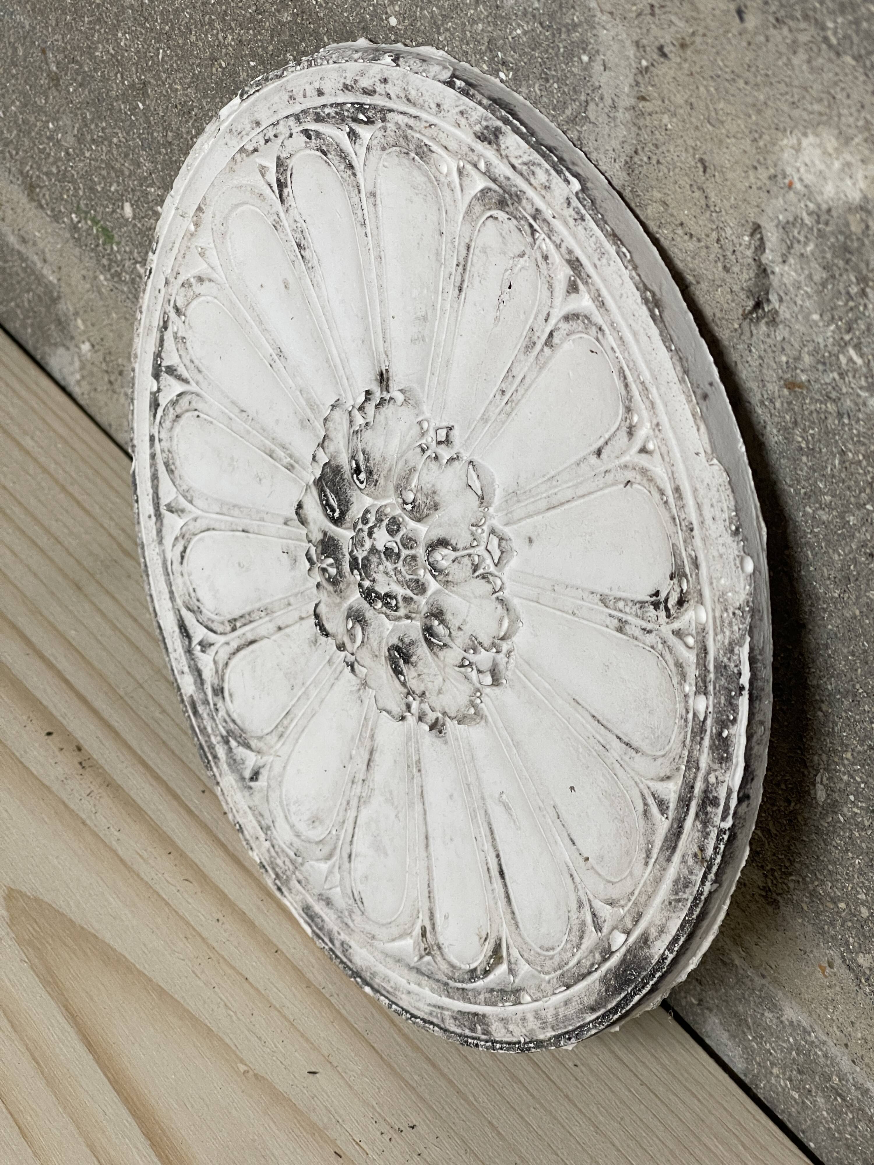 Plaster rosette