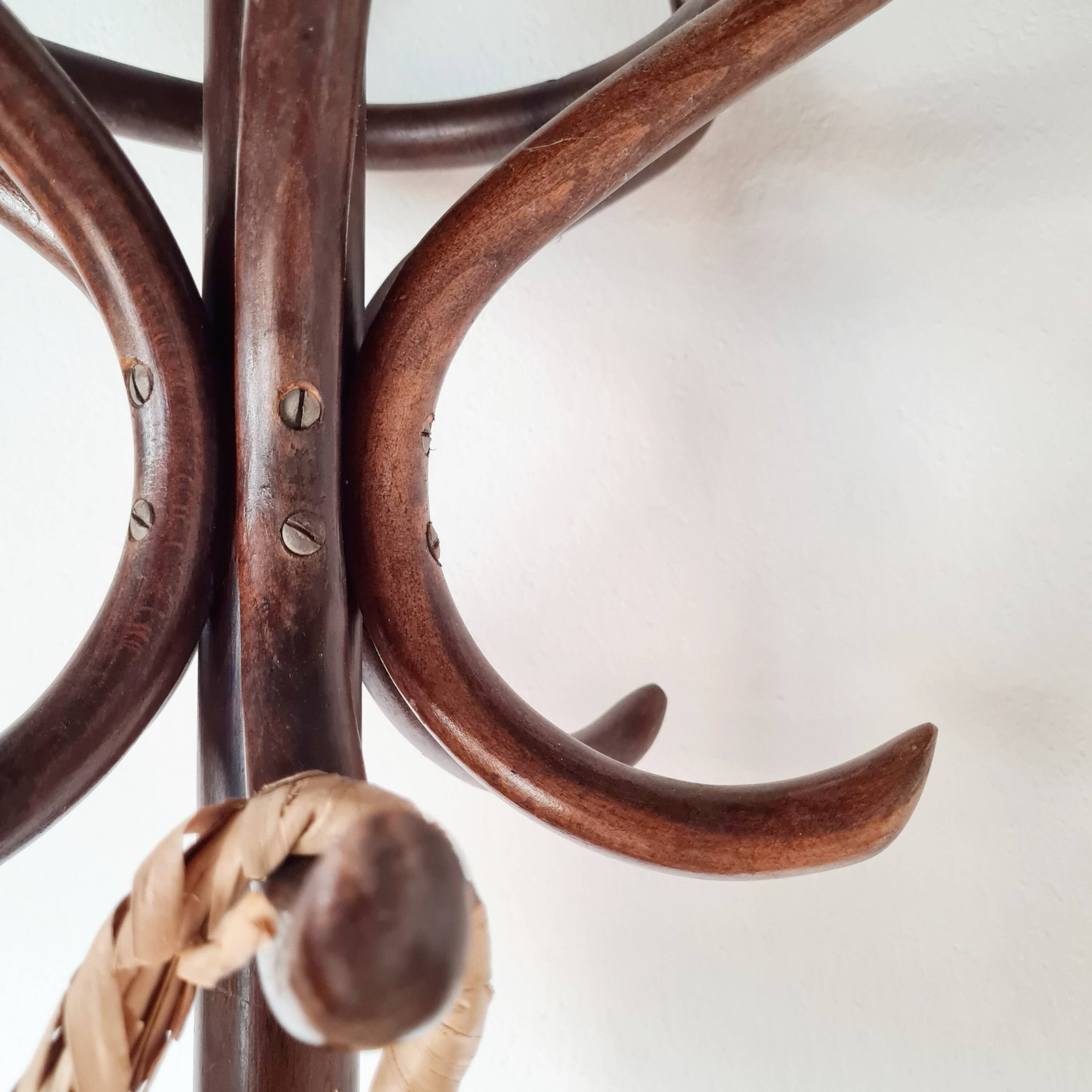 Porte-manteau ancien en bois courbé esprit Thonet 1875
