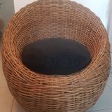 Fauteuil "œuf" en rotin