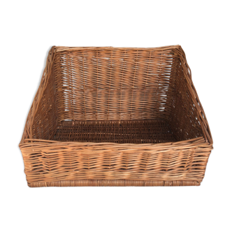 Wicker basket