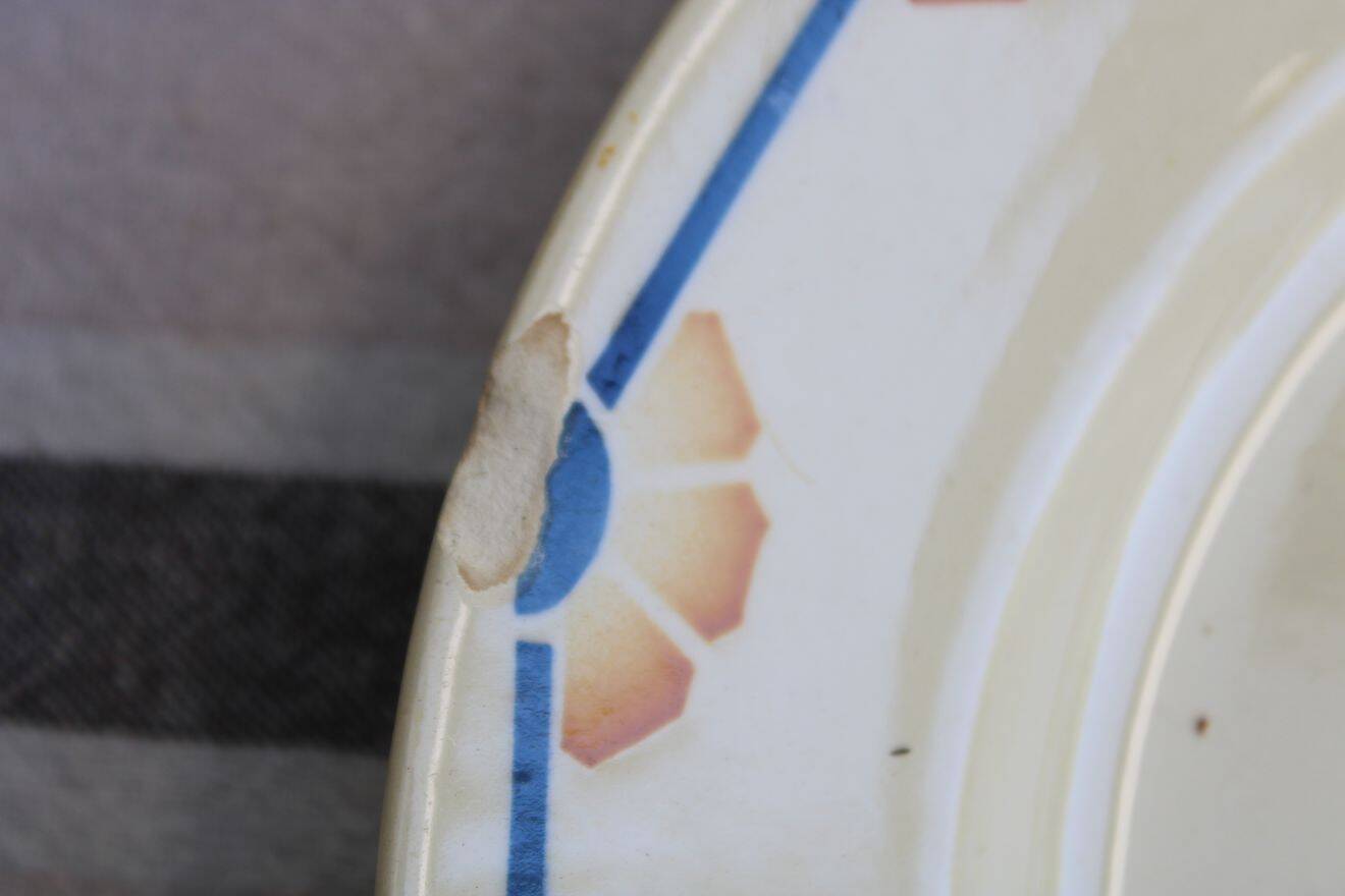 Set of 6 ceramic dinner plates