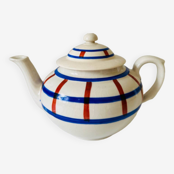 Old Creil and Montereau teapot