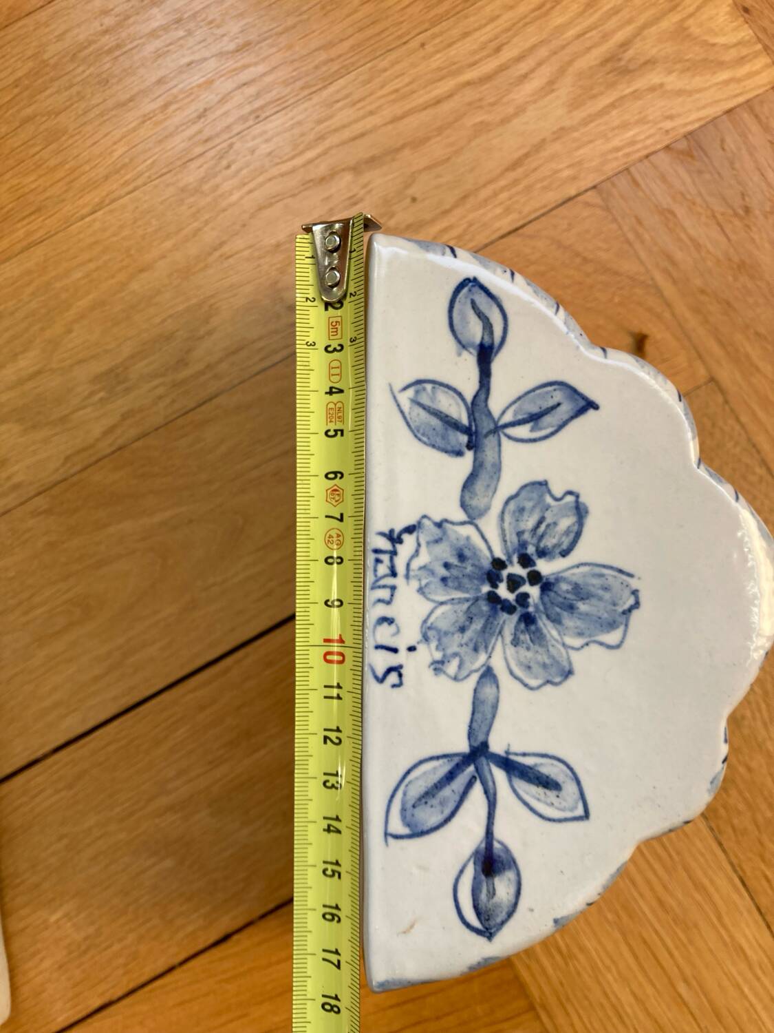 Pair of ceramic flower pots - flower picks with blue floral motifs