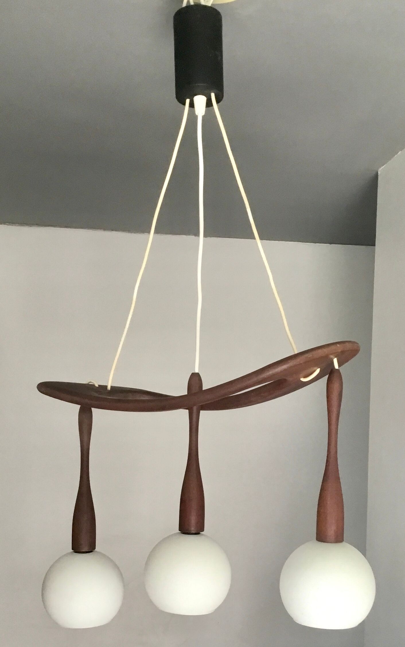3-lamp suspension Rispal teak and opalines - 1950