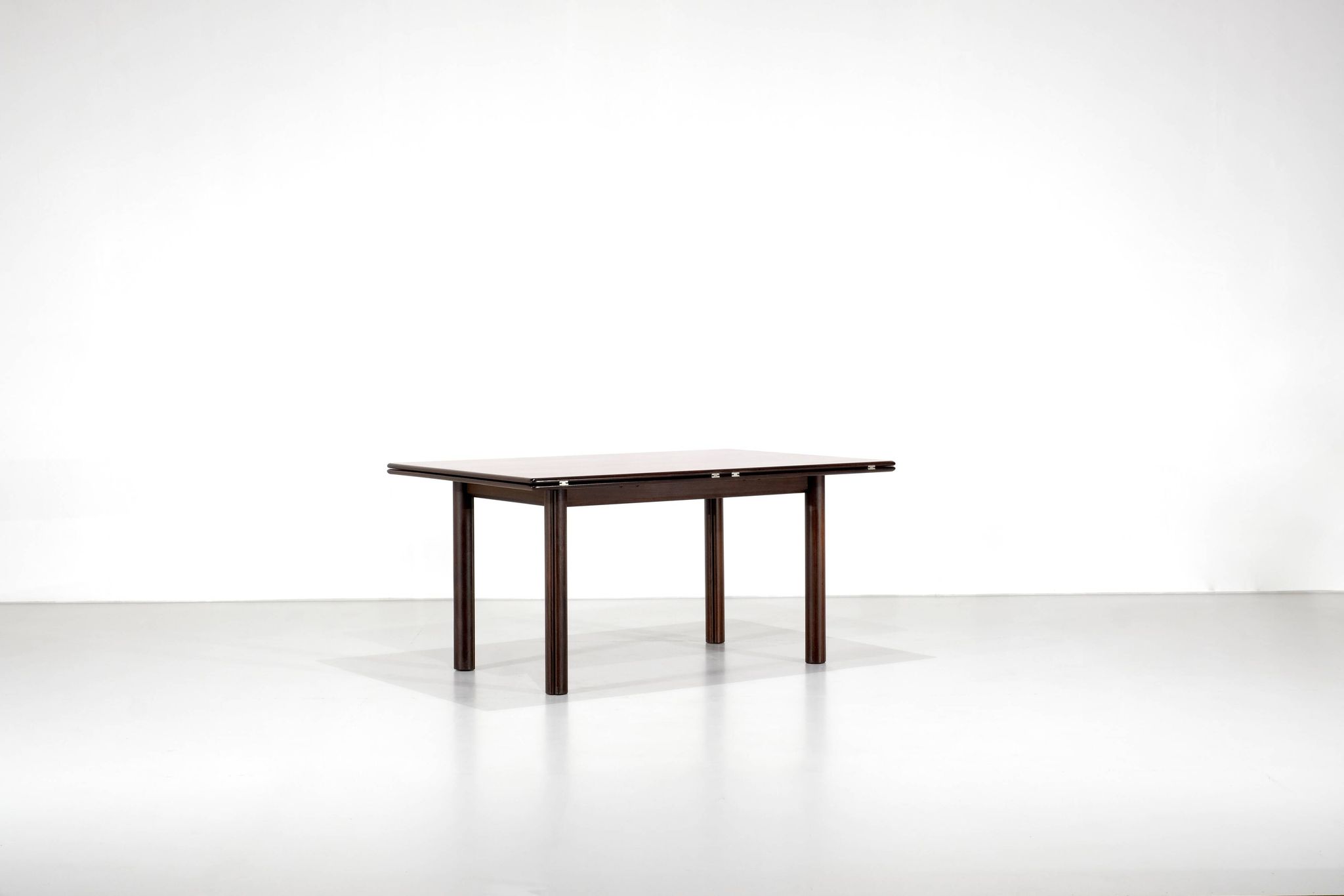 Dining table model "Nibay" by Afra and Tobia Scarpa for Gavina, Italy.