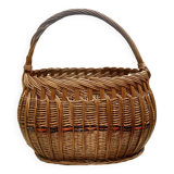 Ancien panier en osier tressé et scoubidou