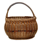 Ancien panier en osier tressé et scoubidou