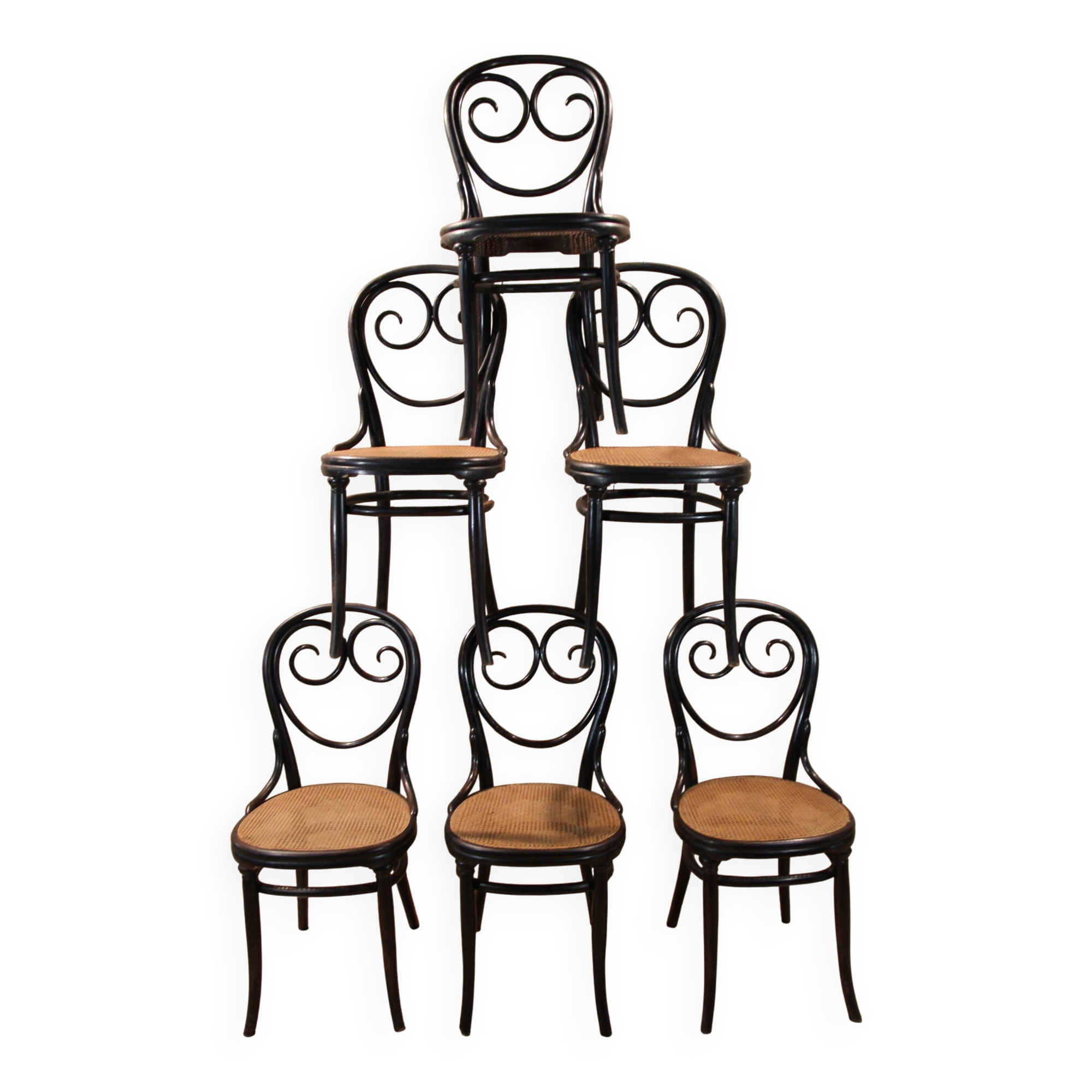 Series 6 Thonet chairs model no. 2