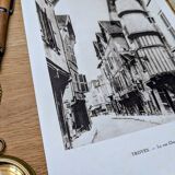 Printed in 1926, Troyes Heliogravure.