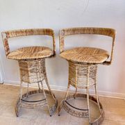 Paire Tabouret haut rotin – création Roger Coster, 1970