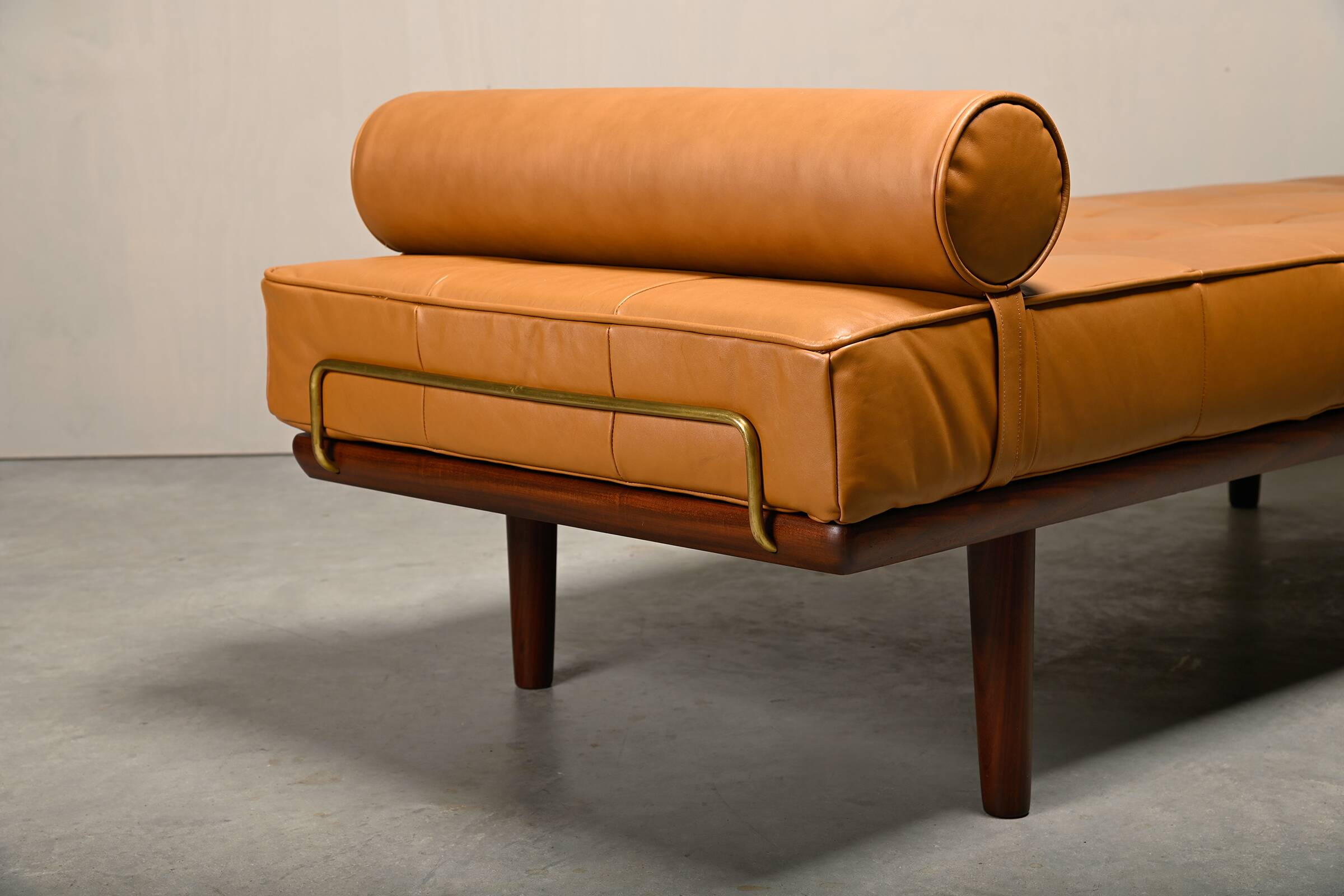 Hans J. Wegner GE19 Daybed in Teak and Camel Leather for Getama Denmark