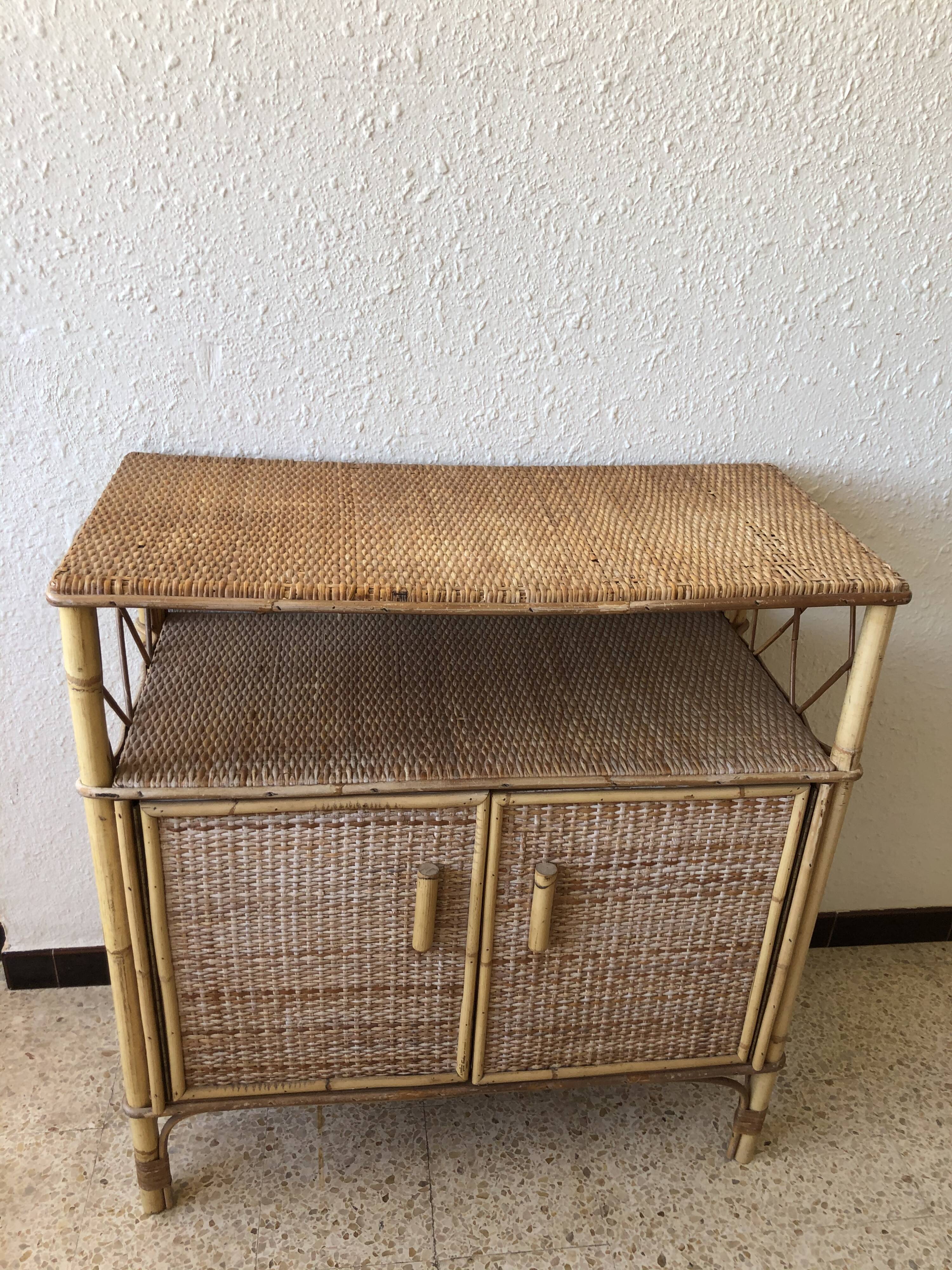 Buffet en rotin vintage