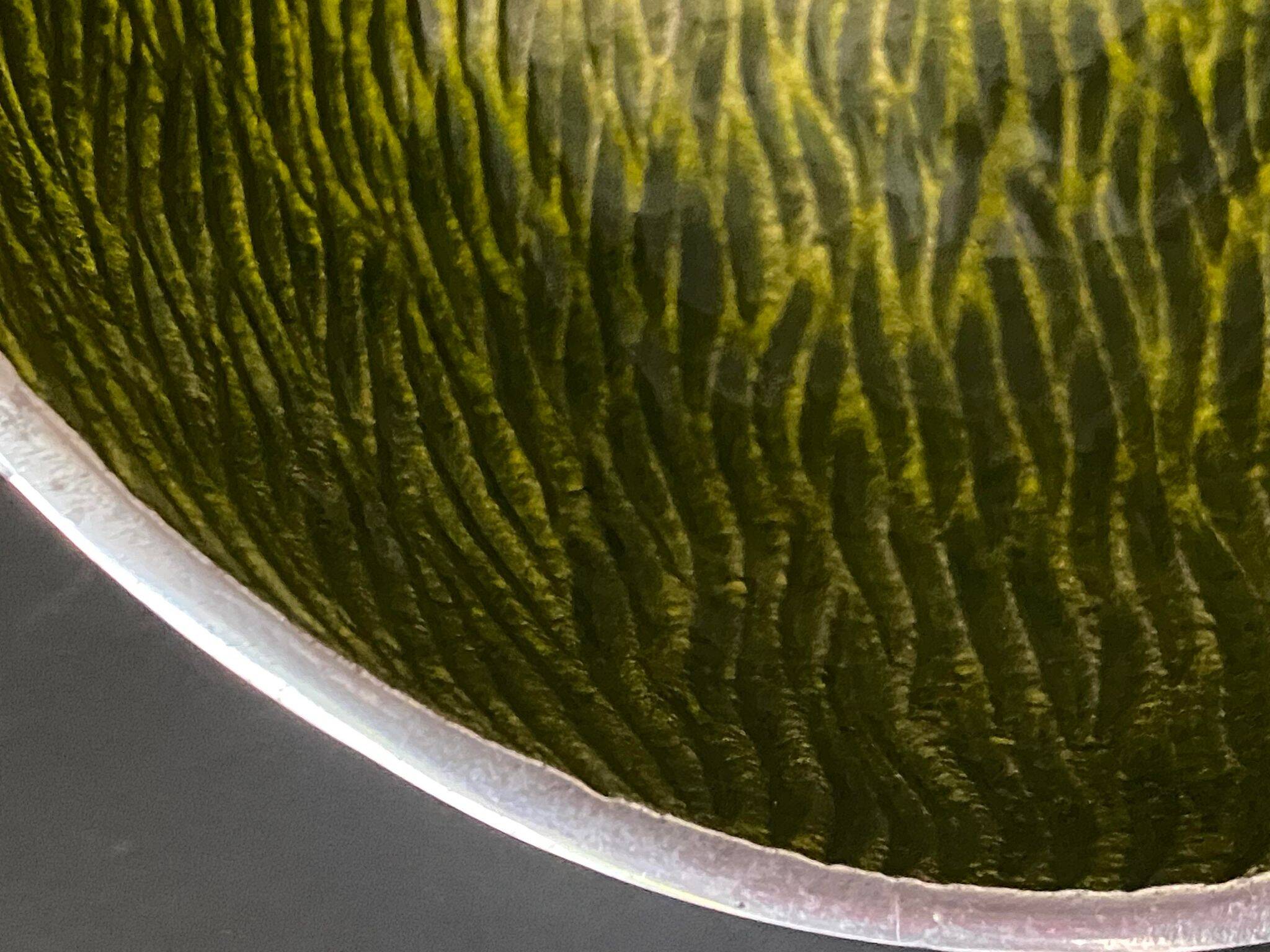 Metal pocket tray, green enameled interior