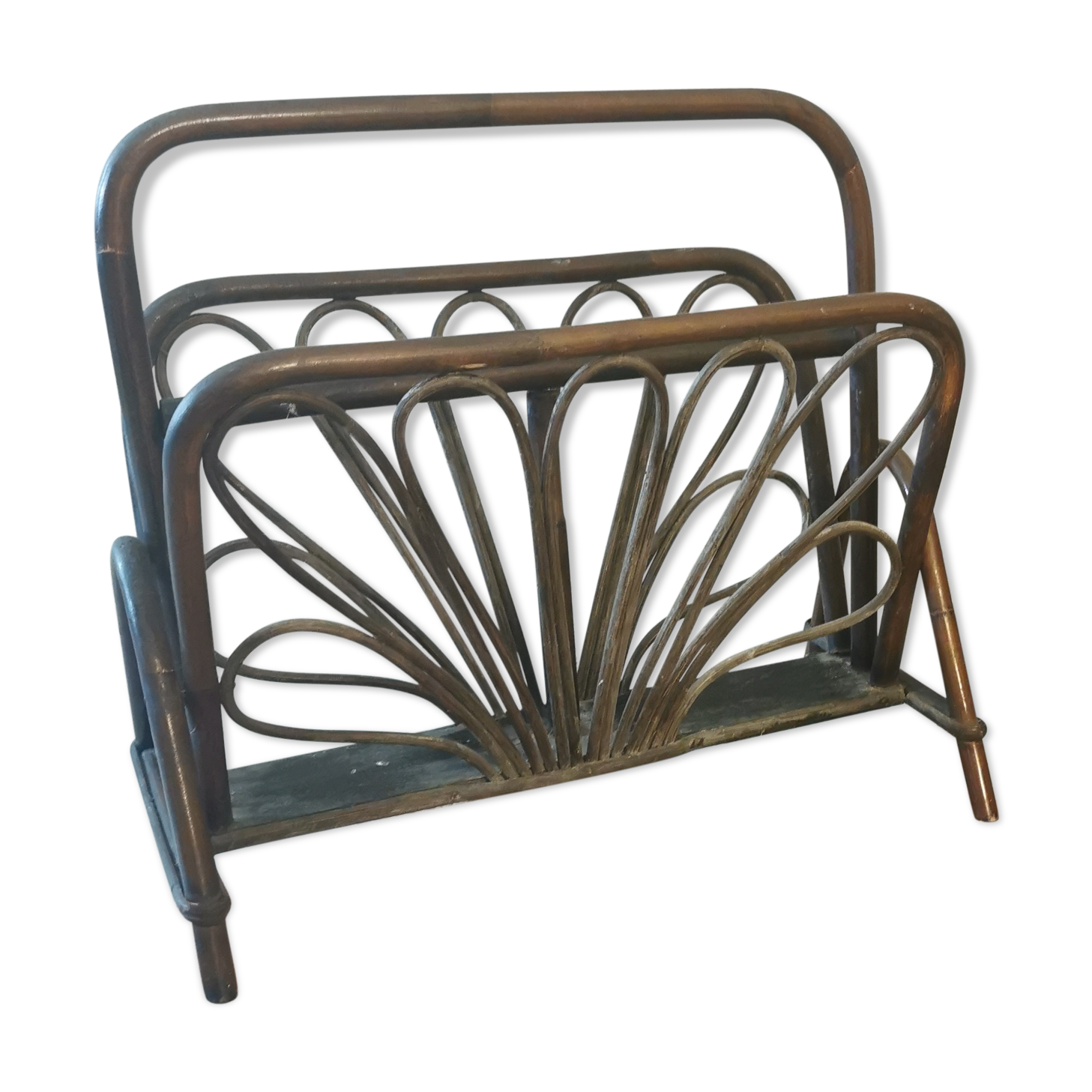 Vintage rattan magazine door