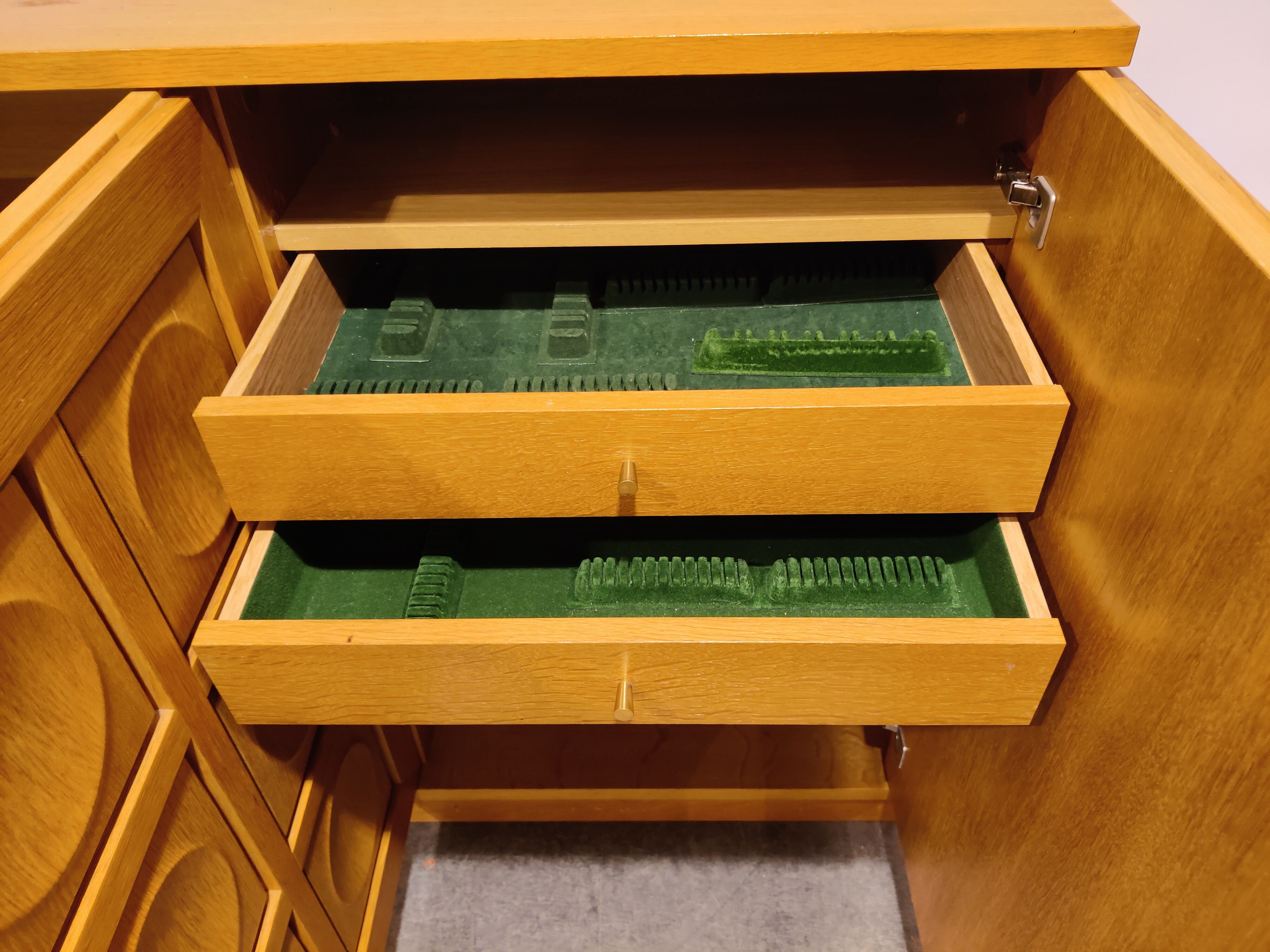 Graphical brutalist credenza, 1970s