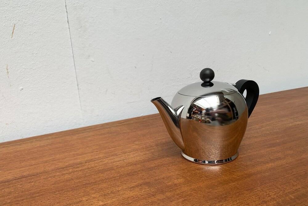 Postmodern Italian Bomb Teapot in Stainless Steel and Bakelite by Carlo Alessi for Alessi