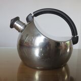 Design kettle Flavio Sambinelli for Carlo Giannini