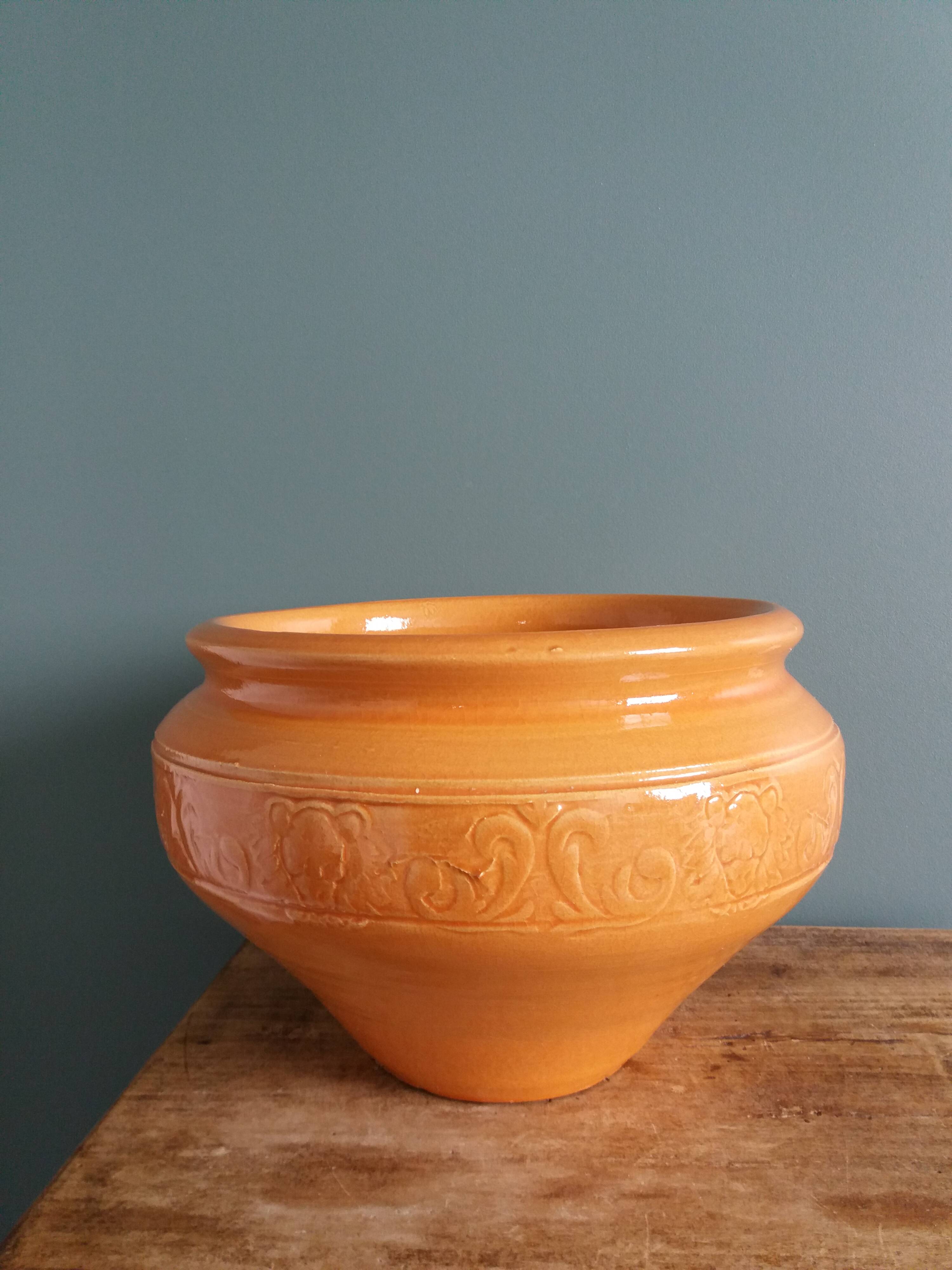 Cache pot, pot de fleurs, jardinière en terre cuite émaillée
