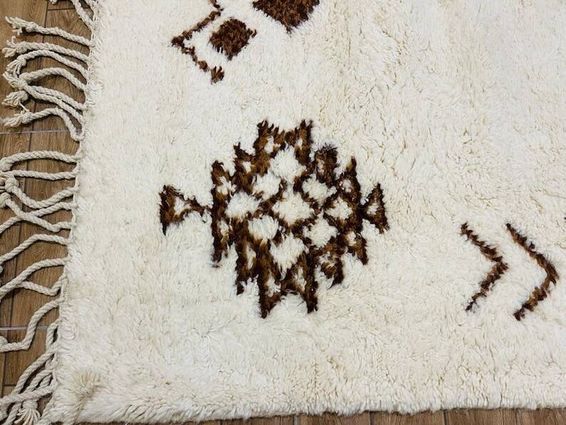 Moroccan handmade rug 250cmx150cm