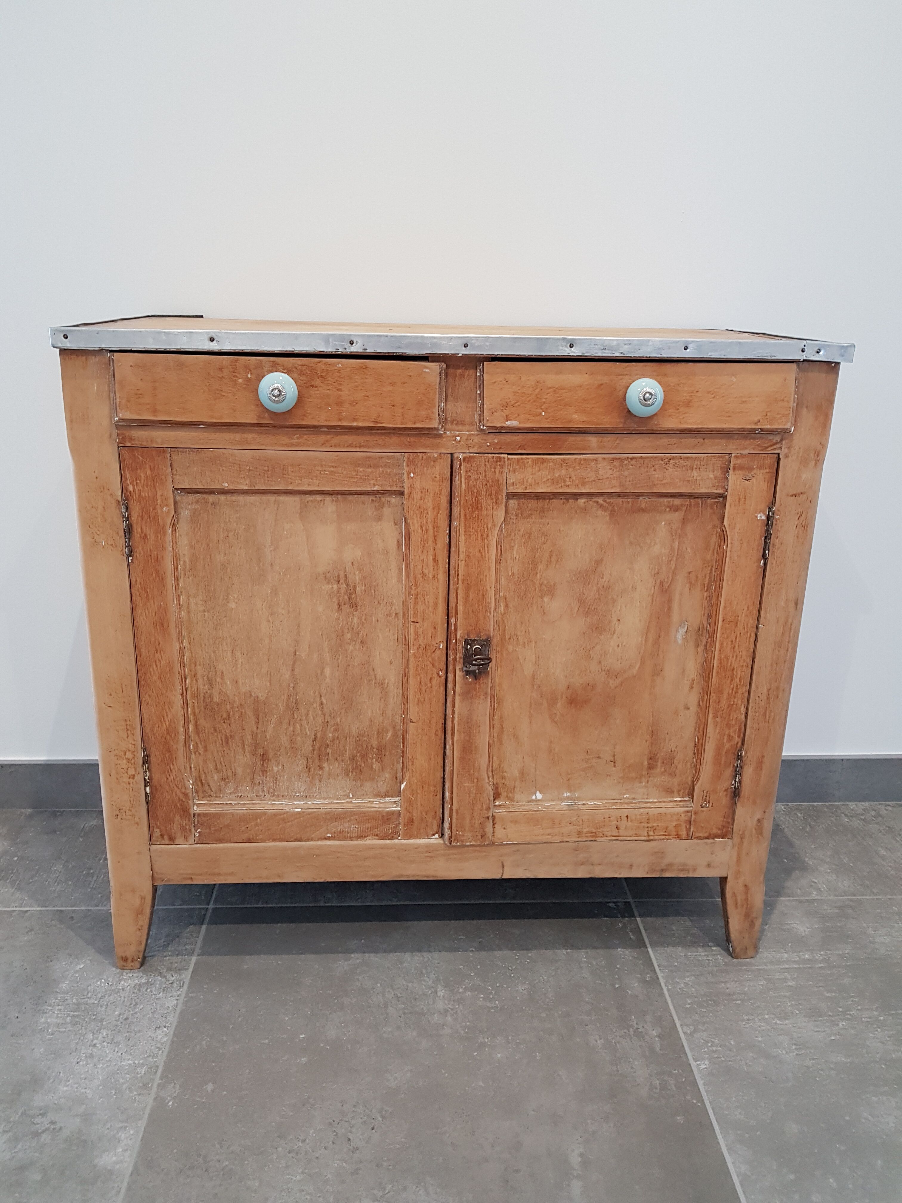 Parisian sideboard raw wood