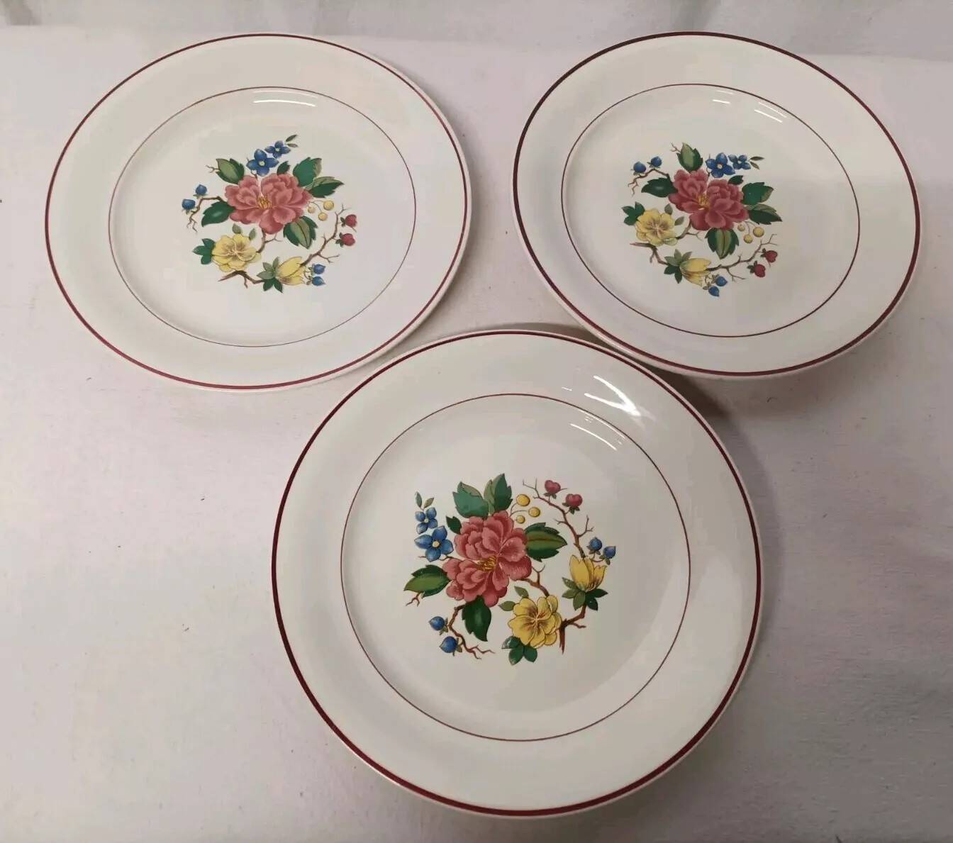 Set of 3 Villeroy and Boch Vintage Dessert Plates