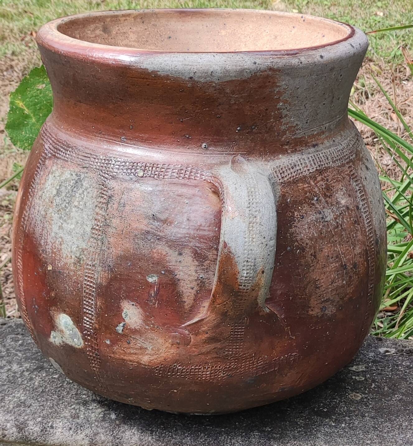 Old ponne jar