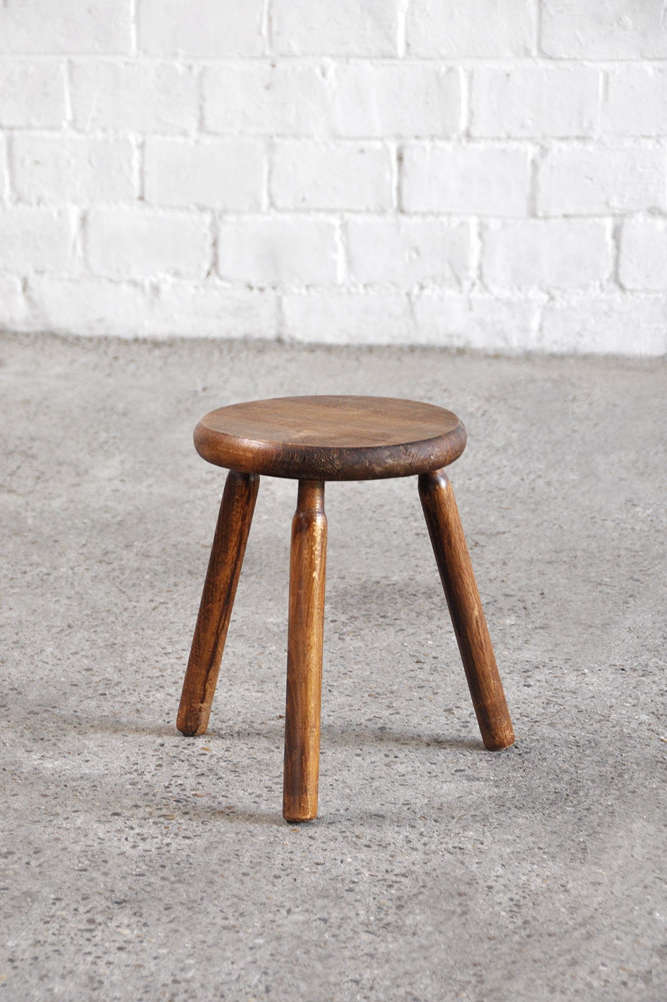Tabouret tripode vintage, France, milieu du 20ème siècle