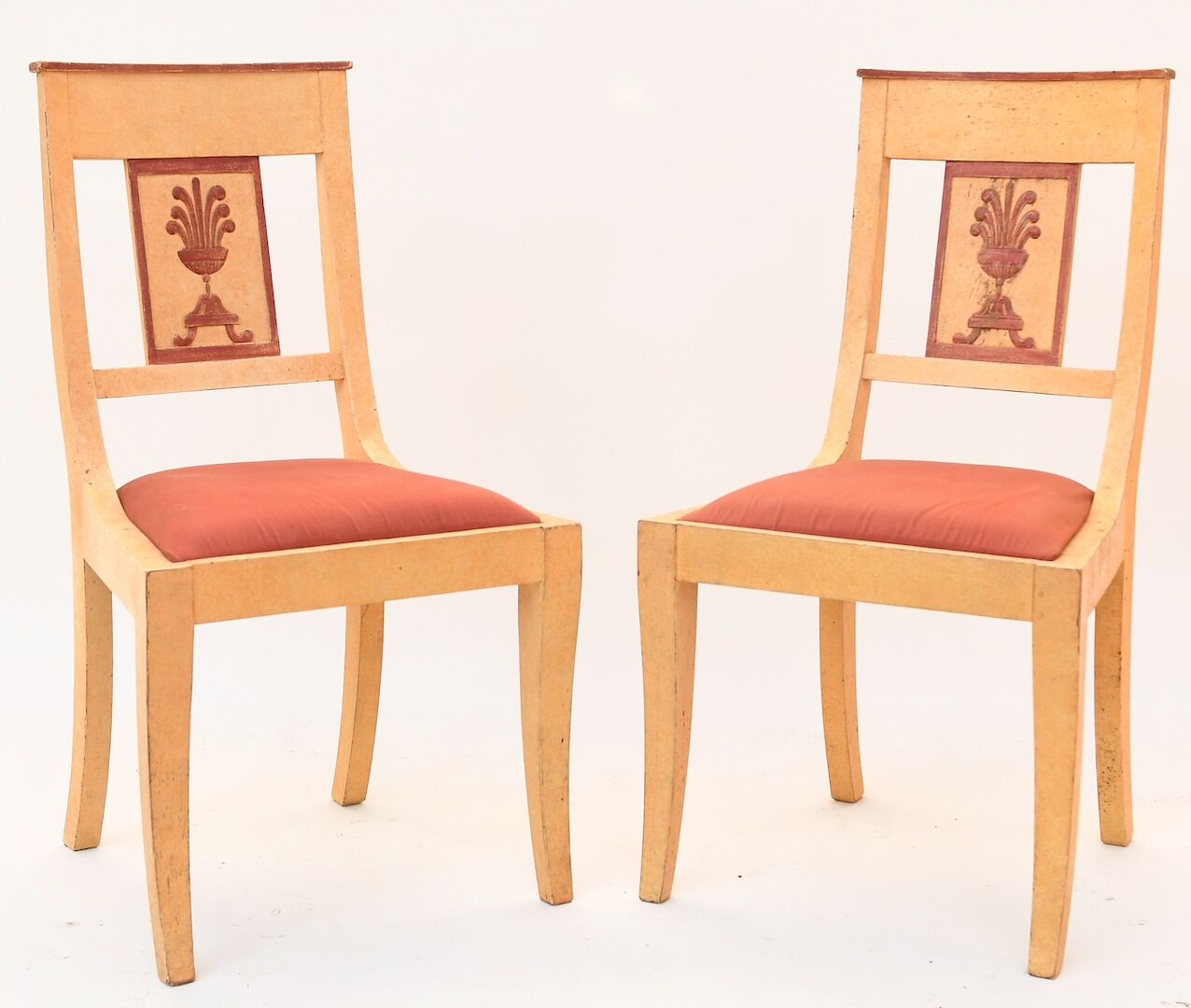 Suite of 8 painted chairs