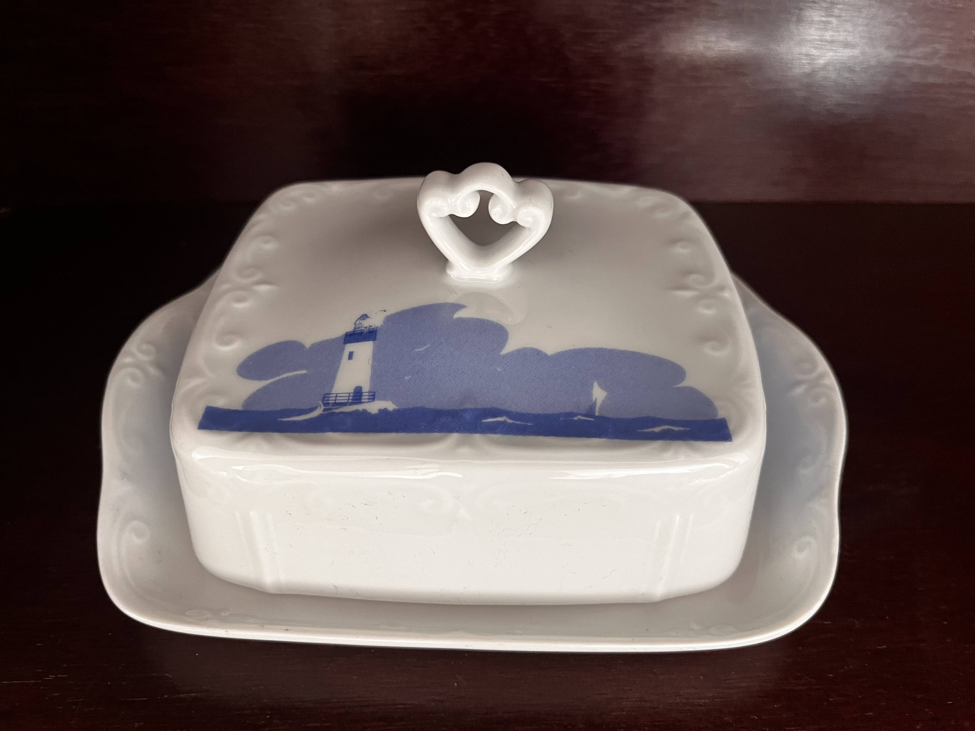 Butter dish