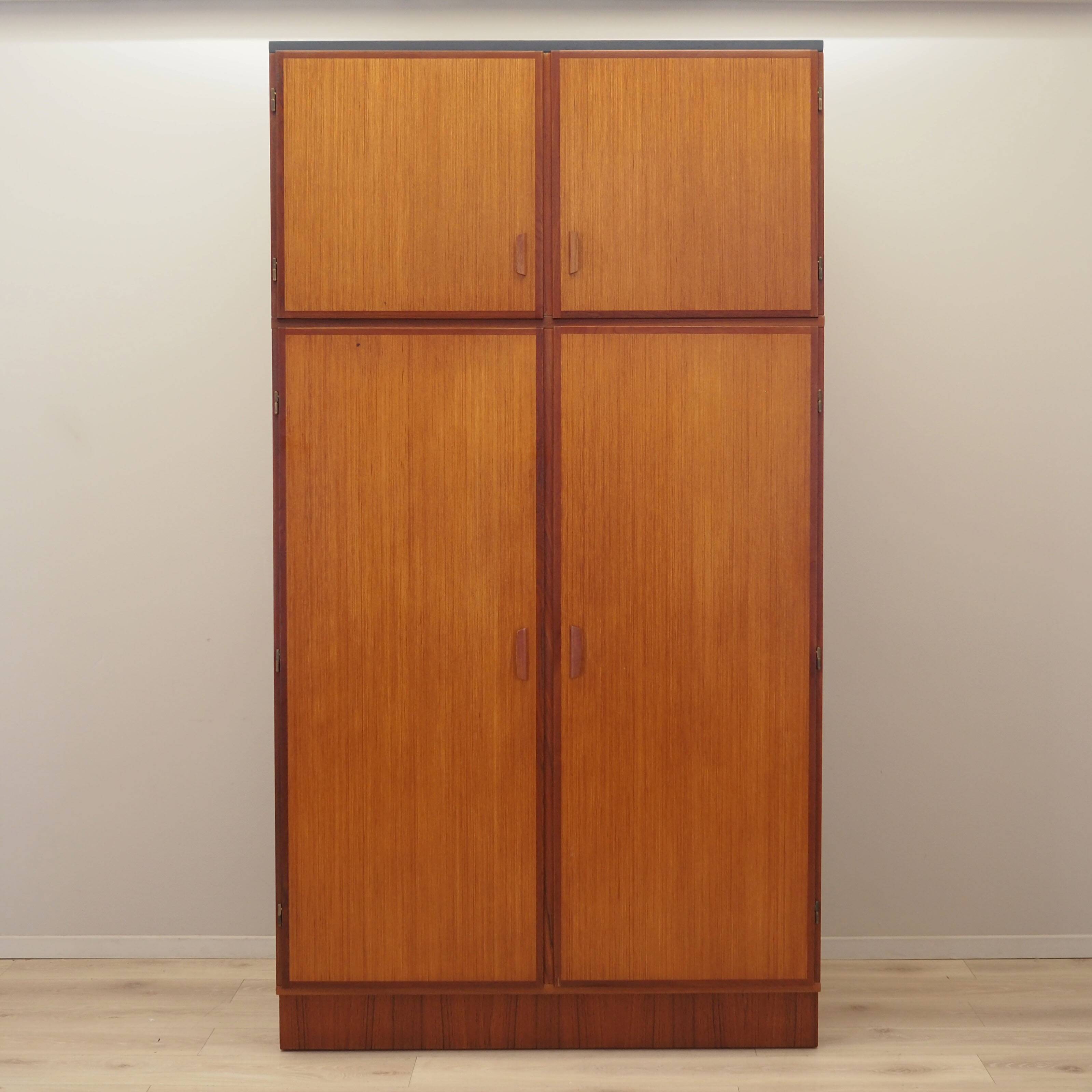 Teak wardrobe, Danish design, 1970s, manufacturer: Omann Jun