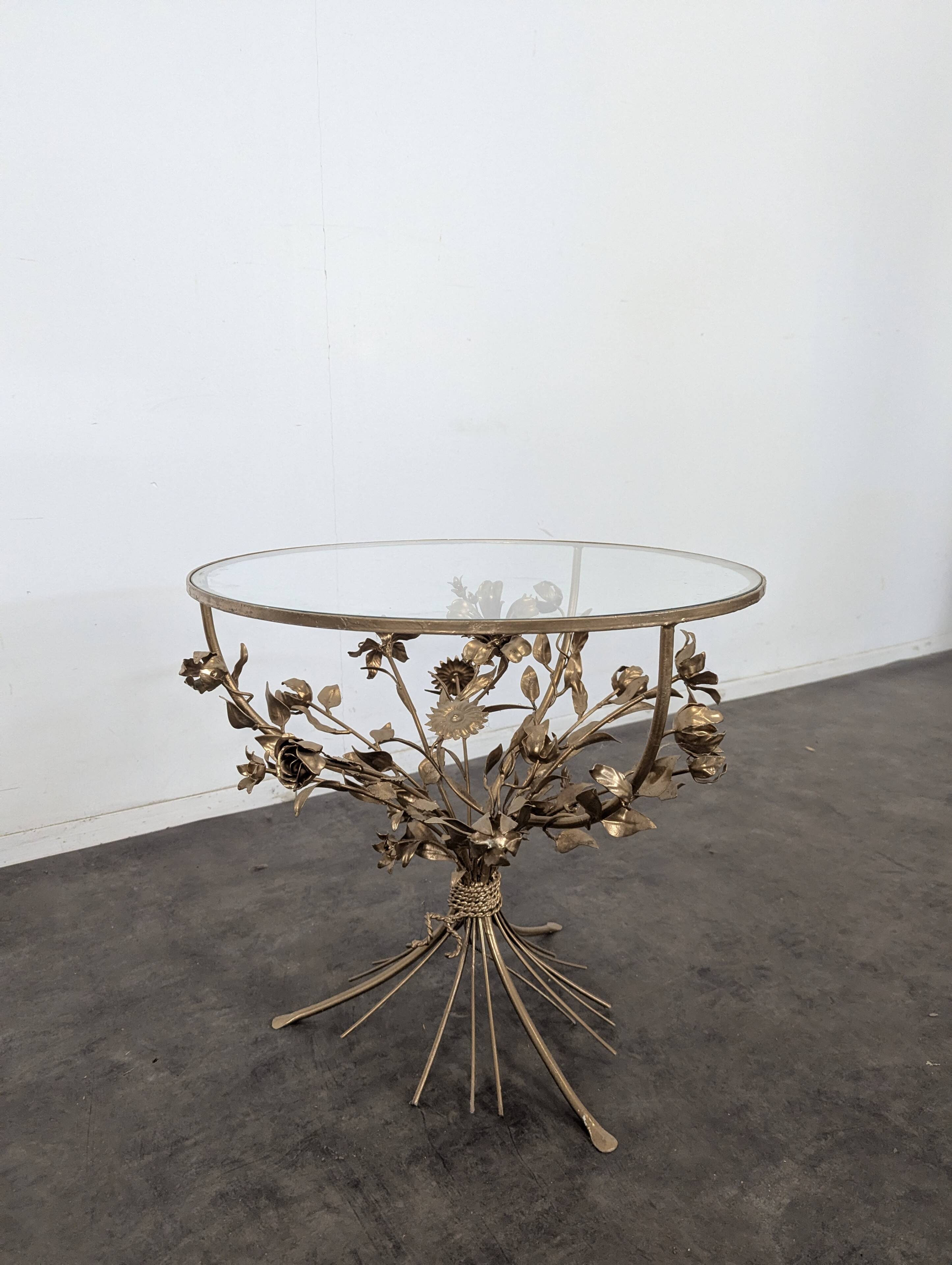 Coffee table in the style of Hans Kogl.