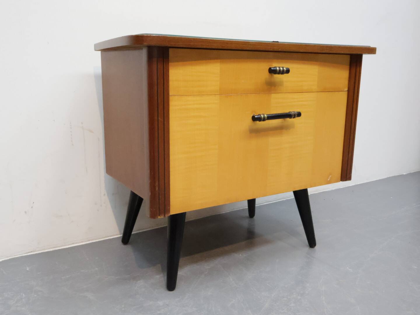 Set vintage nachtkastjes