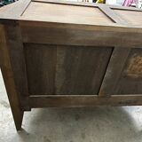 Curved and inlaid chest of drawers, Louis XV style, late 19th-early 20th century