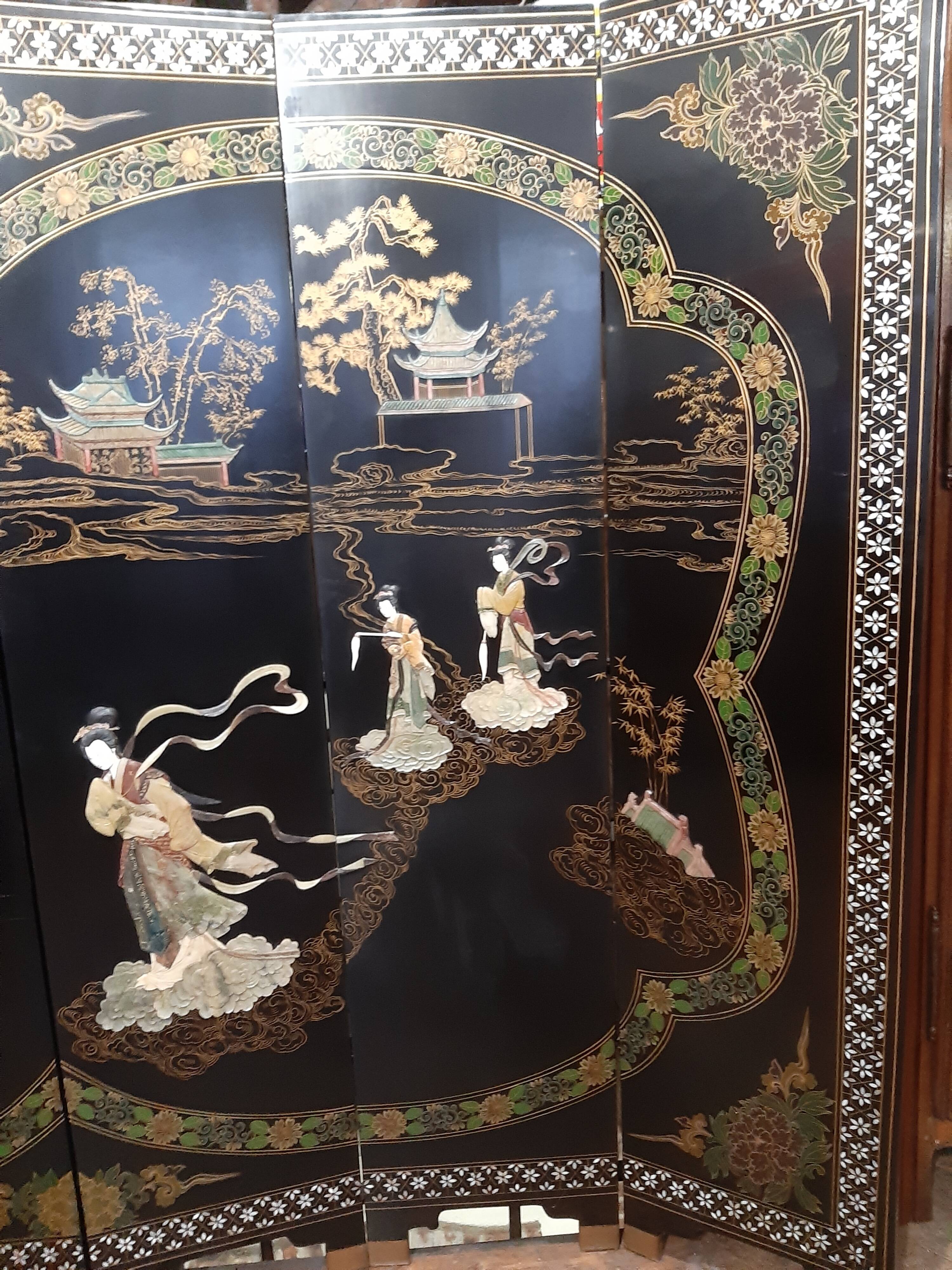 Chinese screen laqué wood and stone marquetry