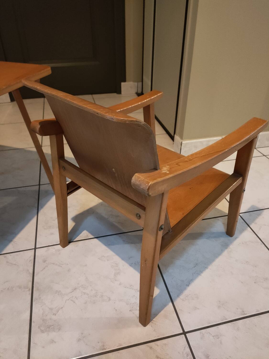 Children's armchair and desk in beech