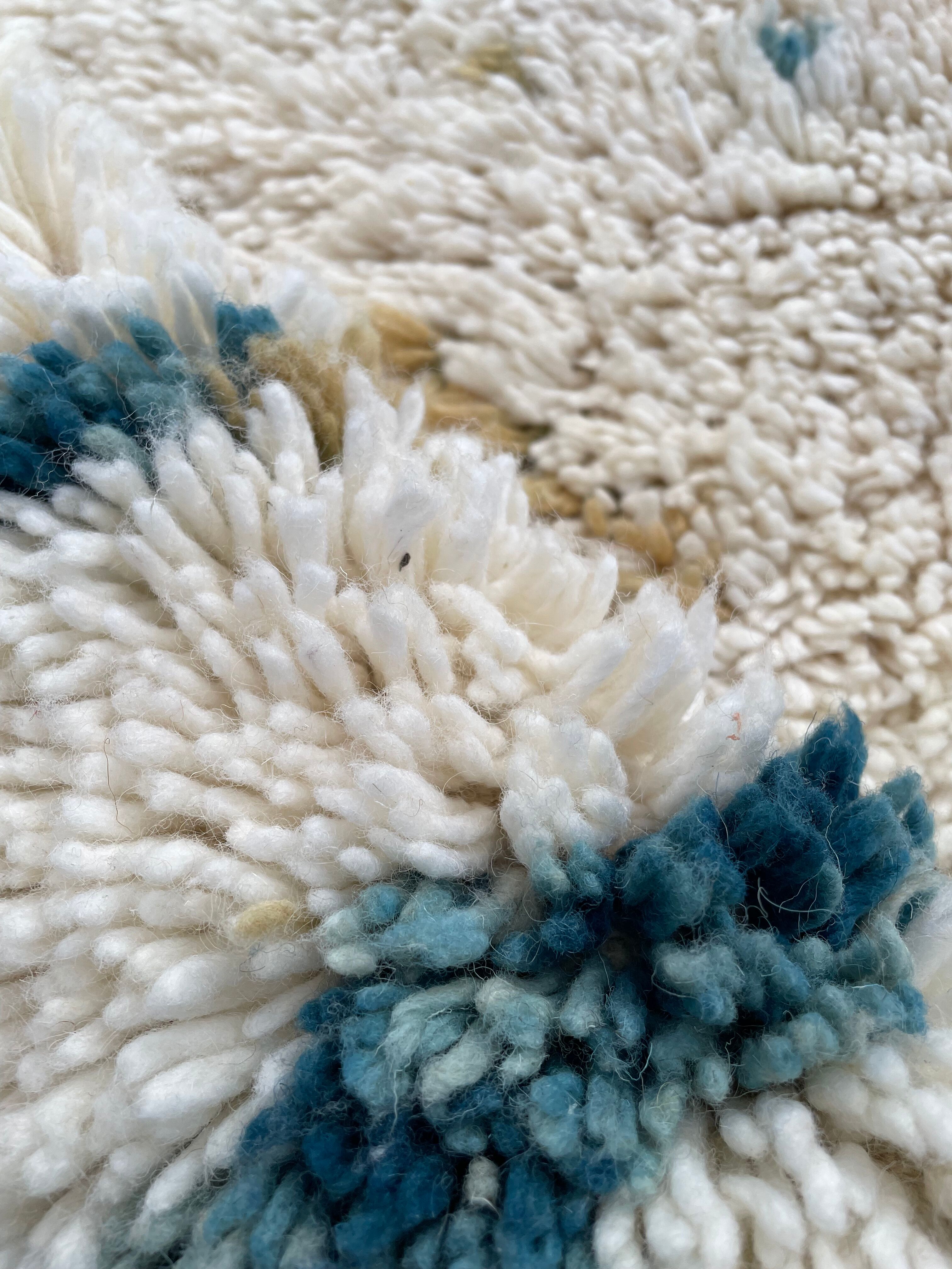 Contemporary moroccan carpet 215x300 cm