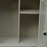 Armoirea white pharmacy